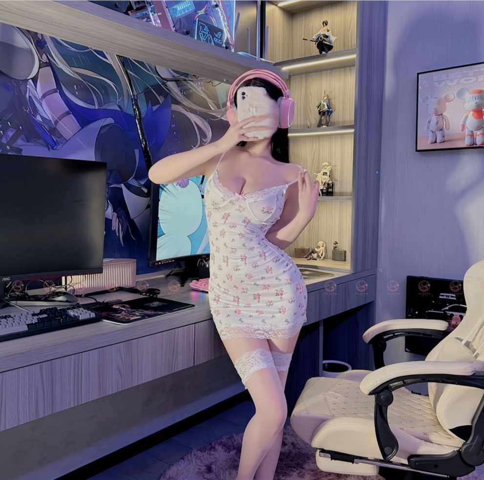 美女穿搭(先转存再下载以免资源丢失）